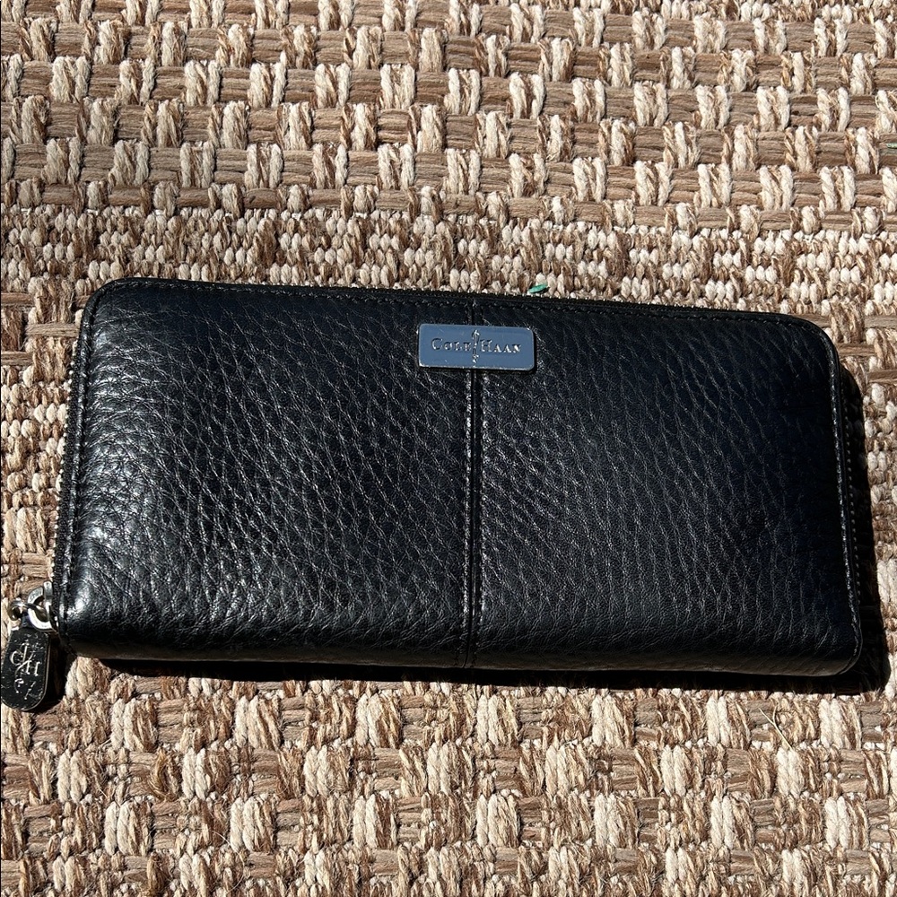 Cole Haan Black Pebbled Leather Zip around Wallet with Metal Logo